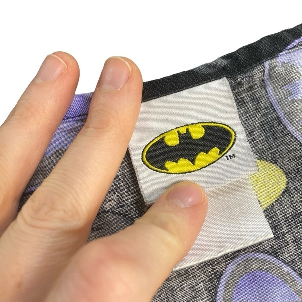 DC Comics Batman Graphic Scrub Top Size Medium - Picture 3 of 6